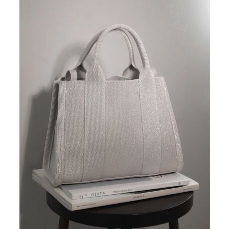 VvȂAċpȂƂŐꂽۂ^jbgobOBC[͒̃|PbgŎd؂3JɕĂ̂ŁAڂ₷dlłBO\ȃOV_[t2WAYdlȂ̂ŁA̓̋CR[fɂĎg邱Ƃł܂BATTENTIONׂȃLY␻ׂ͂Ă̏iɊ܂܂܂B[^:FG270029Z]