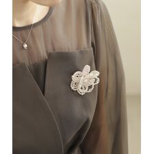 パールフラワーブローチ