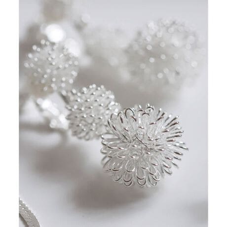 All̃||t[̘AȂCOC[Ԃт̂悤ɌĂ`[t3ɘAȂCOB@ׂȃfUCArW[p[Ƃ͂܂\Aȏo܂BƂۂ݂Ƃقǂ悢{[ŁAɖ邭؂₩ȈۂvXĂ܂BD򂪃R[fBl[gɂƓłACełBATTENTIONp[cɂ͌̍܂Bׁ̈A`[ť`󂪍EΏ̂ł͂Ȃꍇ܂A͕sǌ̑ΏۊOƂȂ܂B\߂܂BSv[g͕Ў݂̂̎dlƂȂ܂B[^:OG180001E]