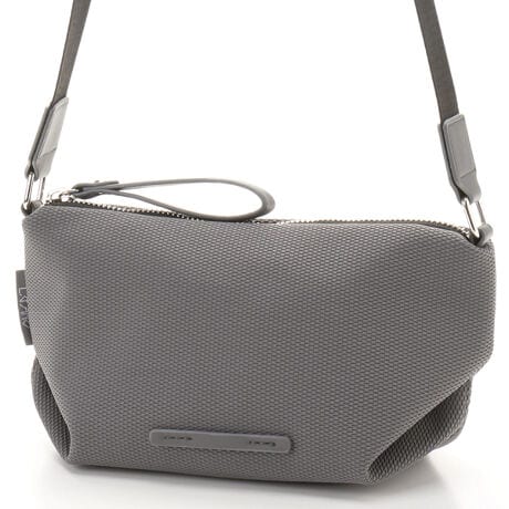 [^:LST-4603]݂̂郁bV|GXefނgpBzX}zȂǂ[łAgɂۂn}TCYB̒ڂ̈ƃjbP8Ԃ̋t@Xi[gpCt@Xi[fUCANZgɂȂĂ܂BʂɃ}`ȂARpNgɐ܂肽ނƂoOp}`ŃRƂdオłBFƃ_ȑfފŁAG߂킸g܂B֗Ŏg₷|Pbg[CFt@Xi[|Pbg~1I[v|Pbg~1e[v̒ŒZ94cmŒ150cmЂ̃V[YŁA֗ƃX^C𗼗obO̖͂B