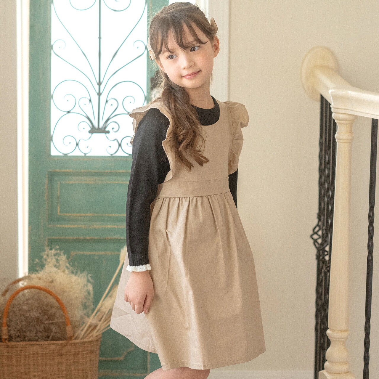 送料無料】肩フリルのふんわりエプロンドレスのスタイ エプロン ドレス