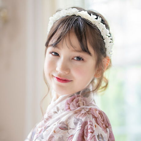 [^:BC001]ӂƍL郌[X̃tƁAzCg̃t[`[t wAX^CɈĂ [XJ`[VłB[X̃{́Â܂܌ŌłO҂݂ɕ҂ݍŃAWĂI\⌋ȂǁAq܂̓ʂȓ؂₩ɍʂ ił₳͋C̃ACełBPOINT01F[Xƃt[`[t̊Ԃɂ́Ap[r[YƋPāByfށz[XAp[r[YyidlzYFyƁzqtH[}ELbYJWAȂǃACe͐YɂāAnFȂi̐FfUCA^O̗LfUCقȂꍇ܂Bs[gwA܂͓i𕡐_w̏ꍇ̓fBe[ɍق邱Ƃ܂BCOYił邽߁AD EdĂ̊Âꍇ܂B܂ɐViL̐̂ɂcĂꍇ܂BZ[ΏۏiȂǔ̔Ԑݒ̏íAԓɁyzĂƂŉiKiʐ^͂ł̐Fɋ߂Â悤HĂ܂Aqlgpp\R̃j^[ݒ╔̏Ɩɂ葽AF̕ωꍇ܂B