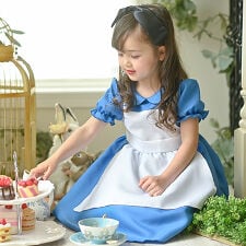 アリスのエプロンドレスコスチューム