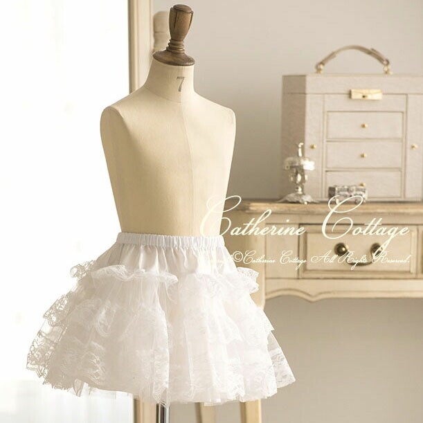 レースたっぷりパニエ | キャサリンコテージ(Catherine Cottage