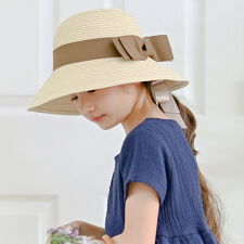 リボン使いの麦わら帽子