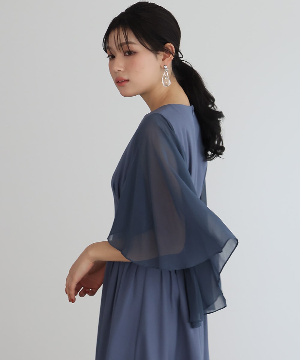 オーナメント柄レースラッフルスリーブドレス結婚式ドレス