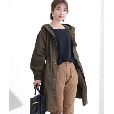 プールヴー(PourVous)のサイドスリットマウンテンコート