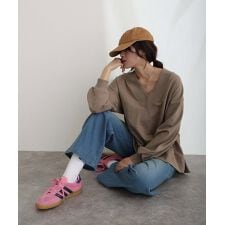 ミニ裏毛Vネックトップス