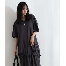 ドロストシャーリングVネックワンピース