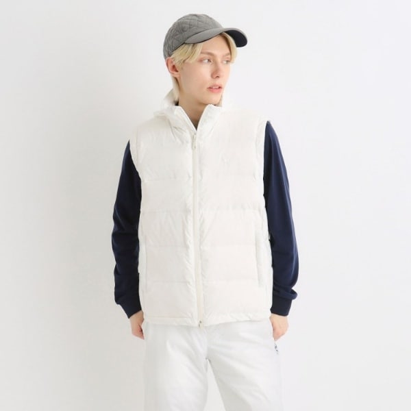 アダバット新品 ホワイト ダウンベスト フード付き ホワイトダウンベスト フード付き アダバット新品 ホワイト ダウン