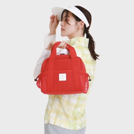 [^ԁFC8601328]yfUCzX^CbVȃSFŎhJꂽÂfUC̃J[gobOłBANZgƂĉf郏byꂽۂvXBTChɂ̓bV|PbgzuAƎ[ł֗ȎdlɂȂĂ܂BLxȃJ[WJŁASt͂A^E[Xł􂷂VviȃfUC͂łB[́ŁAMdi⏬𕪂Đ₷|PbgĂ܂BꂽڂƎp˔AMtgɂ΂J[gobOłBfUCŃ{[P[XpӂĂ܂BiiԁFC86|01327jydlzE|PbgF~3 O~3Ɩ̊֌WɂAۂFČꍇ܂B܂Ap\REX}[gtHȂǂ̊ɂA኱iƉ摜̃J[قȂꍇ܂Bd:430g(TvTCY)