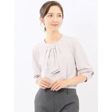 【 ストレッチ ウォッシャブル】m.f.エディトリアル 金具付きボウタイ風 長袖プルオーバーブラウス