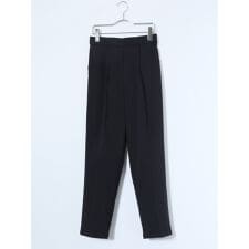 スラリッチ ワンタック テーパードパンツ