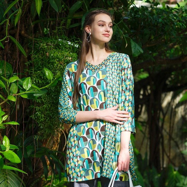 イタリア製素材 変形ドットストライプチュニック | リリアンビューティ