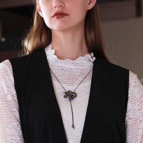 [^ԁF50145301]lۂȂ܂Ƃ߂Ă郂`[tlbNXubNjbP̗FH~̃X^COɃ}b`ȃlbNXBt[XChȂ̂ŗߋȂ炷ۂă`[ẗʒu𒲐߂邱Ƃł܂BJWAX^CGKXX^C܂ŕL킹lbNXłBR[fBl[gԂ̃`[tł炵ƂlۂF̃VbNȈۂ̃lbNXBsɂƂꂸpĂACełBubNñX^COɍ킹ΒȂɓ݂܂Ax[W邢F킹΃^iȈۂɁBAr[eB@傫TCY/L`SLTCYEMTCYpAAEr[eBЂƂ̒gɂăX^[gBt`eCXgx[XɍƐVN˂ȂRe|[ŃV[vȃGKXR[fBlCgWJBeɂ@̓ŐFČꍇ܂Bf摜̓TvgpĂ邽߁AFTCYEvgʒuEdlȂǂɕύXꍇ܂BMTCY͈ꕔiɂēWJ@ICVbvƈꕔX܂݂̂̌菤iƂȂĂ܂BobOEANZT[̈ꕔ͎QliłB܂B