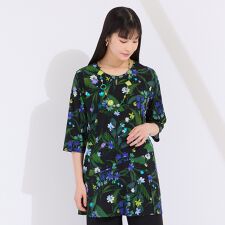 フラワープリント　ベア天竺プルオーバーTシャツ