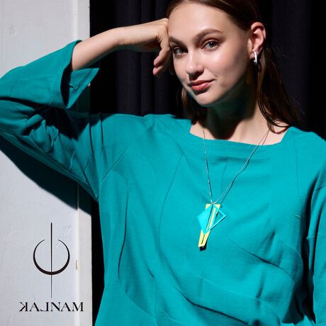 [^ԁF50145505]A~jEgANZT[uhyKALNAMzƃR{[VAr[eB̃IWiACeA~jE̐V\TA~jEElȂł͂̉HEFZpɂƑnIȃANZT[|{̃uhyKALNAMz(Ji)BfUCEJ[̓Ar[eBIWiň˗yKALNAMzō쐬B2̎lp`[tdˍ킹lbNXBꂼ̃`[t@ׂɃJbgĂ܂B܂Ŏ̂悤ɔ@ׂȃA~jE͌y₩ŔA[gî悤B̃`[t̓`F[̃OɒʂȂƂőȌd˕ς邱Ƃ\BFN₩ŔJ[Rry݂BR[fBl[gd𒅐Fɂ肳Ȃ܂ȐFɐߏグAō\tAZpƍHvŔグyKALNAMz̃lbNXBdȂ肠F̃Rrl[Vڂ܂BVvȒȂ̃ANZgɁB܂F̂钅Ȃɂ݊𔭊܂Bɂ͂ȂIWieB̂ANZT[͑؂ȃRNVɂȂ肻B̏íyKALNAMzIWĩANZT[P[XɓĂ肢܂B؂Ȑlւ̃v[gEւ̂Jɂ߂łBAr[eB@傫TCY/L`SLTCYEMTCYpAAEr[eBЂƂ̒gɂăX^[gBt`eCXgx[XɍƐVN˂ȂRe|[ŃV[vȃGKXR[fBl[gWJBeɂ@̓ŐFČꍇ܂Bf摜̓TvgpĂ邽߁AFTCYEvgʒuEdlȂǂɕύXꍇ܂BMTCY͈ꕔiɂēWJ@ICVbvƈꕔX܂݂̂̌菤iƂȂĂ܂BobOEANZT[̈ꕔ͎QliłB܂B