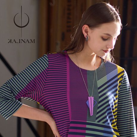 [^ԁF50145505]A~jEgANZT[uhyKALNAMzƃR{[VAr[eB̃IWiACeA~jE̐V\TA~jEElȂł͂̉HEFZpɂƑnIȃANZT[|{̃uhyKALNAMz(Ji)BfUCEJ[̓Ar[eBIWiň˗yKALNAMzō쐬B2̎lp`[tdˍ킹lbNXBꂼ̃`[t@ׂɃJbgĂ܂B܂Ŏ̂悤ɔ@ׂȃA~jE͌y₩ŔA[gî悤B̃`[t̓`F[̃OɒʂȂƂőȌd˕ς邱Ƃ\BFN₩ŔJ[Rry݂BR[fBl[gd𒅐Fɂ肳Ȃ܂ȐFɐߏグAō\tAZpƍHvŔグyKALNAMz̃lbNXBdȂ肠F̃Rrl[Vڂ܂BVvȒȂ̃ANZgɁB܂F̂钅Ȃɂ݊𔭊܂Bɂ͂ȂIWieB̂ANZT[͑؂ȃRNVɂȂ肻B̏íyKALNAMzIWĩANZT[P[XɓĂ肢܂B؂Ȑlւ̃v[gEւ̂Jɂ߂łBAr[eB@傫TCY/L`SLTCYEMTCYpAAEr[eBЂƂ̒gɂăX^[gBt`eCXgx[XɍƐVN˂ȂRe|[ŃV[vȃGKXR[fBl[gWJBeɂ@̓ŐFČꍇ܂Bf摜̓TvgpĂ邽߁AFTCYEvgʒuEdlȂǂɕύXꍇ܂BMTCY͈ꕔiɂēWJ@ICVbvƈꕔX܂݂̂̌菤iƂȂĂ܂BobOEANZT[̈ꕔ͎QliłB܂B