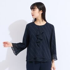 【M～４L】カットジャカードフリル衿ブラウス