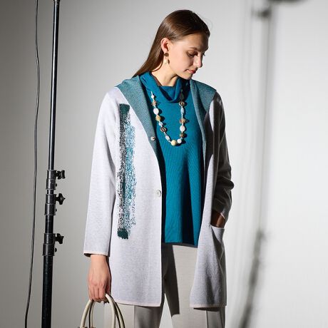 [^ԁF50106511]ƐDăT}ɂȂjbgWPbgy傫TCYzyL`SLz_炩Ȗc݊ƂꂢȔF̃E[gpt[htjbgWPbgBEOgɃnP^b`ŕ`悤ȃWJ[h{ăANZgɁBA[eBXeBbNȕB50126512TVcƕNĂقAñjbg50136511ƓgpAZbgŒ悤ɂ肵Ă܂BR[gy₩ŒSn悭gȃjbgAE^[BgɃ|PbgtBOS̓Xibvt{tdāBR[fBl[gA[eBXeBbNȃWJ[hȃjbgAE^[BE₷łĂAE^[͔ėp̍ACeBgpnClbNjbg(50136511)ƍ킹AyCgTVc킹ƒȂ̕L܂BOlfgF175cm{lfgF166cmi|Cgfނ̌@Fʑfނ̓FȂfނ̌@F򊴂͂Ȃfނ̐LkF葳@@@@@F@hbvV_[Xbg@@FTChɂOS@@@FXibvt~2(tt)|Pbg@@FÔݎ􂢁@@@FsAr[eB@傫TCY/L`SLTCYEMTCYpAAEr[eBЂƂ̒gɂăX^[gBt`eCXgx[XɍƐVN˂ȂRe|[ŃV[vȃGKXR[fBl[gWJBeɂ@̓ŐFČꍇ܂Bf摜̓TvgpĂ邽߁AFTCYEvgʒuEdlȂǂɕύXꍇ܂BMTCY͈ꕔiɂēWJ@ICVbvƈꕔX܂݂̂̌菤iƂȂĂ܂BobOEANZT[̈ꕔ͎QliłB܂B