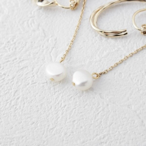 シンメトリー下がり淡水パールイヤリング イッツデモ 最大65 オフ