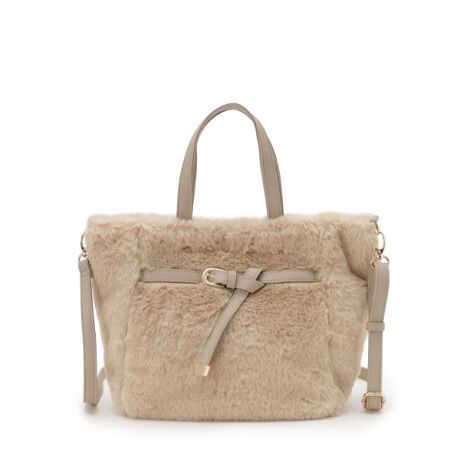 [^ԁFP9379096]yfUCztg̃xg肪|Cg̃tFCNt@[g[gBTCh̃Xibvx𗯂߂ƁARpNgȑ`TCYɃVGbgς2wayfUCłAC{[Ax[Wɂ͒悢ё̊炩ȃtFCNt@[AO[ɂ͖ё̒tFCNt@[gpB~̂łR[f̃ANZgɂ҂ȂӂӂobOMtgACeƂĂIXXłBy@\zgSȓV}OdlBt̃Xgbv킹ăV_[^CvƂĂg2wayfUCB|Pbg~3Ɩ̊֌WɂAۂFČꍇ܂B܂Ap\REX}[gtHȂǂ̊ɂA኱iƉ摜̃J[قȂꍇ܂Bd:390g