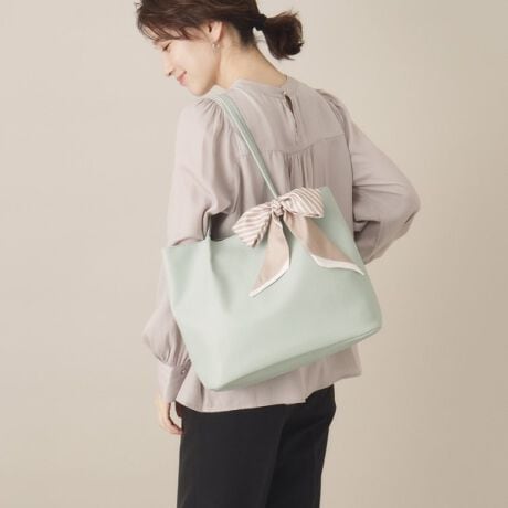 [^ԁFP9372019]yfUCzE\ȃfUCXJ[ttA4g[gobOB{^CṽXJ[tȂ̂ŁAnh{Ƀ{тɂǂוnhɊtăAWǂlXȕ\łg܂BG̏Ɏ܂RpNgȃTCYŁAʋΒʊw̓dԂ̒ł莝Ă̂|CgILX}`͍d肠gpĂ̂Ō^ꂵɂAdוSłBy@\zA4TCY[\BJ₷V}OdlB|Pbg~3Ɩ̊֌WɂAۂFČꍇ܂B܂Ap\REX}[gtHȂǂ̊ɂA኱iƉ摜̃J[قȂꍇ܂Bd:305g