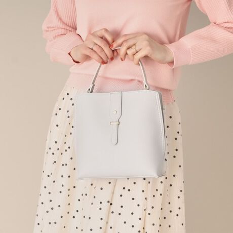 [^ԁFP9372024]yfUCzJVt̃xg肪|Cg̍~jg[gB̂ȍgpĂ̂Ō^ꂵɂ̂|CgIꂢ߃R[fɂJWAR[fɂ킹₷VvȃfUCłB⍂̂TCYȂ̂ŁA₷ׂACecɎ[Ă萮ڂ\y@\zVt@Xi[̃C[{V}Olbg̗̎Ow\BE\ȃXgbvŃ~jg[gƂĂg2waydlB|Pbg~1Ɩ̊֌WɂAۂFČꍇ܂B܂Ap\REX}[gtHȂǂ̊ɂA኱iƉ摜̃J[قȂꍇ܂Bd:405g