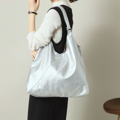 [^ԁFP9372095]yfUCzlC̍VJbgnhg[gēoBƏ_炩ȍgpĂ̂ŁAdȂ炸ygptgXbgɂ͉B|PbgtŋMdi≻ϕiȂǂׂ̍[ɂ֗łIuYAO[Wɂ̓S[hAAVo[ɂ̓Vo[gpăJWAɓ݂₷fUCłBy@\zA4TCY[\B|Pbg~3Ɩ̊֌WɂAۂFČꍇ܂B܂Ap\REX}[gtHȂǂ̊ɂA኱iƉ摜̃J[قȂꍇ܂Bd:345g