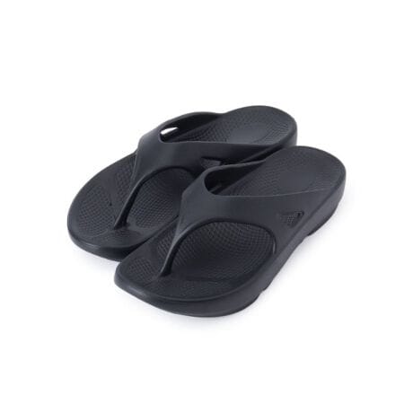 [^ԁFP9372503]yfUCzJpŌyʂȃgOT_B}ȉJ̗ւȂǁA₷v`viŃXL[ACeƂĂ劈Iɓ݂₷̌`ɂtBbgr[`T_oŋCyɗgOT_łB݂̂\[œKxȒe͂AyăNbV̂KȗSnB̌`ɉC\[z[hĂA₷ʋCKɗꑫłBɂA_yʂȂ̂ŃAEghAV[ɂ߁ByfށzEVAfނ̐JpfށBNbV̂\[ɁAɃtBbgC\[BTCY\ɂăoCCOî߁Auh̃TCY\LƏiC\LقȂ܂BuhTCY 38iMjˌC\L 38i26cmjuhTCY 40iLjˌC\L 39i27cmjƂȂ܂BZ`mF̏Aw܂悤肢v܂BƖ̊֌WɂAۂFČꍇ܂B܂Ap\REX}[gtHȂǂ̊ɂA኱iƉ摜̃J[قȂꍇ܂Bd:40(27.0cm)Б125g