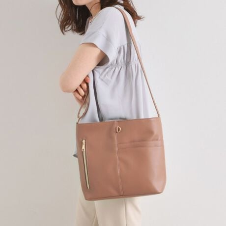 [^ԁFP9372108]yfUCzfC[Ɏg₷tg|PbgV_[BC[͕Ђ|PbgtŃNNdׂACe̎[Ɋtg|PbgA`[pXP[XȂǂtDJtŁARpNgȌڂȂ[\łB׃}`̃XfUCȂ̂ŁA咣ɃX}[gɂg܂By@\z`[DJtBMdi̎[ɕ֗Ȕwʃt@Xi[|PbgB|Pbg~8Ɩ̊֌WɂAۂFČꍇ܂B܂Ap\REX}[gtHȂǂ̊ɂA኱iƉ摜̃J[قȂꍇ܂B----------------------------------------Cɓo^߁CɂȂ鏤i̓n[g}[NNbNIEēׂZ[̒ʒmm点ECɓꗗ炢ł`FbNuĥCɓo^IEVi₨ȏm点----------------------------------------d:510g