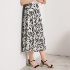 【手洗い可／後ろウエストゴム】ラメスト単色花柄スカート