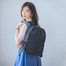 イッツデモ(ITS'DEMO)の【A4対応／9ポケット】ふんわり軽量リュック