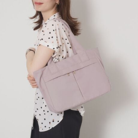 [^ԁFP9374006]w炾xɂ₳ ӂyʁyfUCzƂɂyɂAĝւ̕SyĂg[gobOBA4TCŶŒʋ΁Eʊw͂Aꔑs}U[YobOƂĂIXXłB|Pbg͂傫߃TCYȂ̂ŁATbƏoꂵ₷̂|CgB{g[vtȂ̂ŁAybg{g܂ݎPȂǓ|₷וc^[y@\zA4TCY[\BӂyʃfUCB|Pbg~9Ɩ̊֌WɂAۂFČꍇ܂B܂Ap\REX}[gtHȂǂ̊ɂA኱iƉ摜̃J[قȂꍇ܂B----------------------------------------Cɓo^߁CɂȂ鏤i̓n[g}[NNbNIEēׂZ[̒ʒmm点ECɓꗗ炢ł`FbNuĥCɓo^IEVi₨ȏm点----------------------------------------d:225g