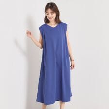 【冷感／吸水速乾／透け防止／洗濯機OK】カットジョーゼットタックワンピース