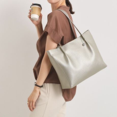 [^ԁFP9374021]wR[fBl[gI΂Ȃ gVvg[gxyfUCzCbcflC̃v`vA4g[gobOJ[VɍēoBO\ȃVo[RC`[|CgłB|Pbg̎Ow\ōׂdȒPɁ肵Ă̂Ŏ\ŁA^ɂfUCBIłItłg₷ԃACełBy@\zA4TCY[\BC[͒gS̓V}OdlB|Pbg~5----------------------------------------Cɓo^߁CɂȂ鏤i̓n[g}[NNbNIEēׂZ[̒ʒmm点ECɓꗗ炢ł`FbNuĥCɓo^IEVi₨ȏm点----------------------------------------Ɩ̊֌WɂAۂFČꍇ܂B܂Ap\REX}[gtHȂǂ̊ɂA኱iƉ摜̃J[قȂꍇ܂Bd:530g