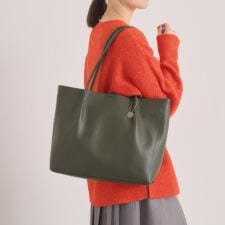 【通勤】仕切りA4トート