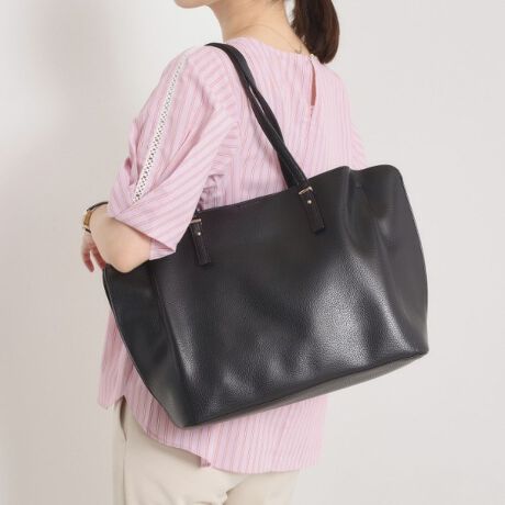 [^ԁFP9374026]`y₩Ɏ^ׂB̑_obOI`yfUCzIłItłV[I΂fC[ɎgyA4g[gBV{̂_炩gpāAǂȃR[fɂ킹₷fUCɁBtg̓JVo[ŃVvȒɂ肰ȂPvXBVt@Xi[̃C[{V}Olbg̗̎Ow\Ŏ[͂ob`łBd߂̒ŏdוł^ꂵɂ̂|CgIGߖ킸g܂By@\zA4TCY[\BPC^ubg̎[ɕ֗ȃNbV|PbgtB|Pbg~4Ɩ̊֌WɂAۂFČꍇ܂B܂Ap\REX}[gtHȂǂ̊ɂA኱iƉ摜̃J[قȂꍇ܂B----------------------------------------Cɓo^߁CɂȂ鏤i̓n[g}[NNbNIEēׂZ[̒ʒmm点ECɓꗗ炢ł`FbNuĥCɓo^IEVi₨ȏm点----------------------------------------d:670g