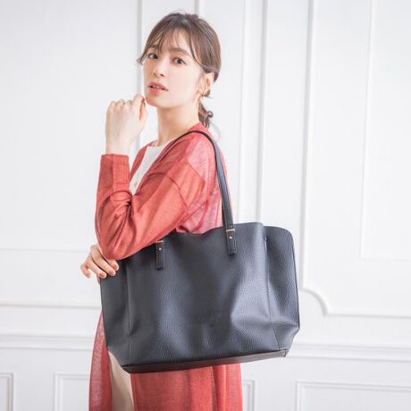 [^ԁFP9374026]`y₩Ɏ^ׂB̑_obOI`yfUCzIłItłV[I΂fC[ɎgyA4g[gBV{̂_炩gpāAǂȃR[fɂ킹₷fUCɁBtg̓JVo[ŃVvȒɂ肰ȂPvXBVt@Xi[̃C[{V}Olbg̗̎Ow\Ŏ[͂ob`łBd߂̒ŏdוł^ꂵɂ̂|CgIGߖ킸g܂By@\zA4TCY[\BPC^ubg̎[ɕ֗ȃNbV|PbgtB|Pbg~4Ɩ̊֌WɂAۂFČꍇ܂B܂Ap\REX}[gtHȂǂ̊ɂA኱iƉ摜̃J[قȂꍇ܂B----------------------------------------Cɓo^߁CɂȂ鏤i̓n[g}[NNbNIEēׂZ[̒ʒmm点ECɓꗗ炢ł`FbNuĥCɓo^IEVi₨ȏm点----------------------------------------d:670g