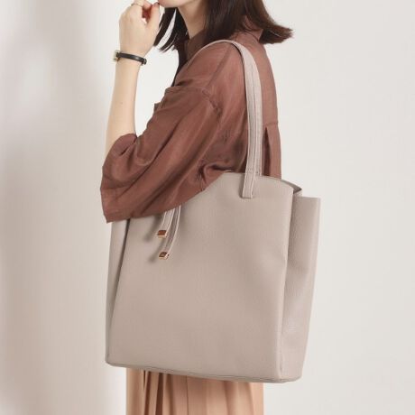 [^ԁFP9374027]`y₩Ɏ^ׂB̑_obOI`yfUCzVvȃxg̃fUCŃX[cX^CɂJWAR[fɂ݂₷̂|CgBV{̂_炩gpĂ̂ŒԎĂɂId߂̒ŏdוł^ꂵɂdlłBOw\ŎdN`Gߖ킸g܂By@\zA4TCY[\B|Pbg~3Ɩ̊֌WɂAۂFČꍇ܂B܂Ap\REX}[gtHȂǂ̊ɂA኱iƉ摜̃J[قȂꍇ܂B----------------------------------------Cɓo^߁CɂȂ鏤i̓n[g}[NNbNIEēׂZ[̒ʒmm点ECɓꗗ炢ł`FbNuĥCɓo^IEVi₨ȏm点----------------------------------------d:570g