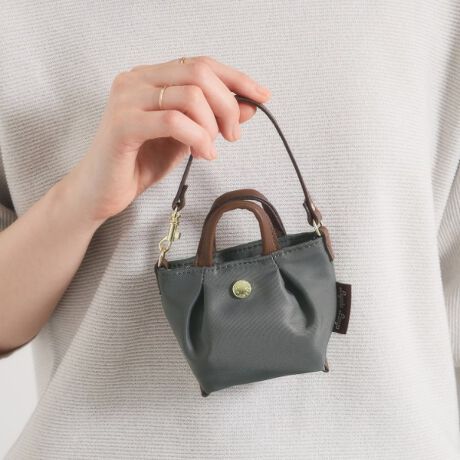 [^ԁFP9374033]yfUCzɗDyV[YA`͂̂܂܂Ƀ~jTCYɂȂ`[oVt@Xi[JV{^ApCsOȂǍוɂ肱ACełB~hTCY̓^iP93|74032jɍ킹ĕtĂL[gIt@Xi[dlȂ̂ŃCz⃊bvAȂǂ̎[ɂ߂łBƖ̊֌WɂAۂFČꍇ܂B܂Ap\REX}[gtHȂǂ̊ɂA኱iƉ摜̃J[قȂꍇ܂B----------------------------------------Cɓo^߁CɂȂ鏤i̓n[g}[NNbNIEēׂZ[̒ʒmm点ECɓꗗ炢ł`FbNuĥCɓo^IEVi₨ȏm点----------------------------------------