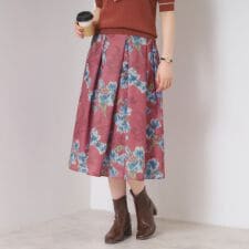 【手洗い可】花柄シャンタンスカート