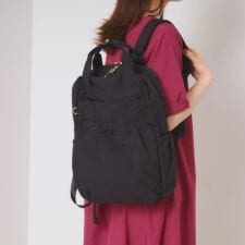 【A4／11ポケット】ふんわり軽量撥水リュック