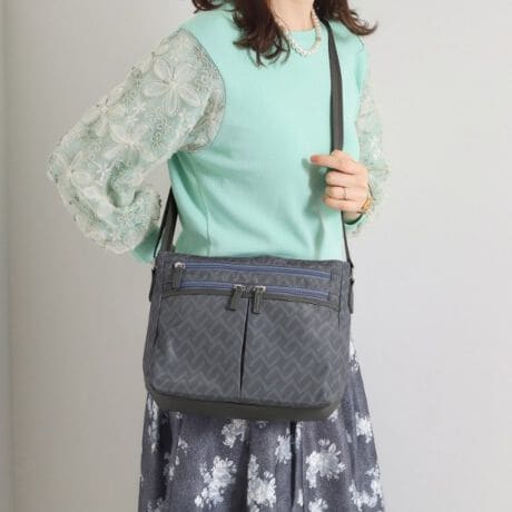 [^ԁFP9374042]yfUCz􉽕fUCA\[g̃~jV_[BꕔȂǃ|CgōgpĂRrfUCłBtgɂ3̃t@Xi[|Pbg{wʂ̓}OtЂ|PbgƎ[͂芮Gߖ킸gJWAACełBy@\zؑ֒Ȃ̂ŏdgł^ꂵɂ݌vB|Pbg~6Ɩ̊֌WɂAۂFČꍇ܂B܂Ap\REX}[gtHȂǂ̊ɂA኱iƉ摜̃J[قȂꍇ܂B----------------------------------------Cɓo^߁CɂȂ鏤i̓n[g}[NNbNIEēׂZ[̒ʒmm点ECɓꗗ炢ł`FbNuĥCɓo^IEVi₨ȏm点----------------------------------------d:250g