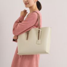 【通勤】軽量合皮A4トート