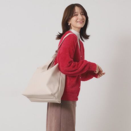 [^ԁFP9374075]yfUCzyď_炩PUfނgpVobOBtgɂ̓X}zۂ܂Xbg|PbgtBA4TCY[\ȑeʁ􂭂Ƃ_炩Ȃ̂œ݂ǂAJWAX^Cɍ킹₷ACełBI[V[YgfC[fUCIy@\zA4TCY[\Bxgt̃V_[XgbvŒ\łBV}OdlŃN`JB|Pbg~3Ɩ̊֌WɂAۂFČꍇ܂B܂Ap\REX}[gtHȂǂ̊ɂA኱iƉ摜̃J[قȂꍇ܂B----------------------------------------Cɓo^߁CɂȂ鏤i̓n[g}[NNbNIEēׂZ[̒ʒmm点ECɓꗗ炢ł`FbNuĥCɓo^IEVi₨ȏm点----------------------------------------d:430g