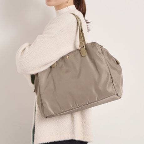 [^ԁFP9374097]yfUCzŃKobIƑ傫JĒg₷A4g[goB|GXen̖{̂ɕt킹āAIItgX}[gȈۂɁBtg㕔ɂ̓X}zpXP[Xۂ܂߃|PbgtŎo₷͗TChɃ{g[vĂ̂ŁAybg{g^u[͂A܂肽ݎPȂǏc^[₷gɂdlłBy@\zA4TCY[\B|Pbg~6Ɩ̊֌WɂAۂFČꍇ܂B܂Ap\REX}[gtHȂǂ̊ɂA኱iƉ摜̃J[قȂꍇ܂B----------------------------------------Cɓo^߁CɂȂ鏤i̓n[g}[NNbNIEēׂZ[̒ʒmm点ECɓꗗ炢ł`FbNuĥCɓo^IEVi₨ȏm点----------------------------------------d:515g