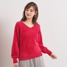 【手洗い可】フェザーヤーンVネックニット