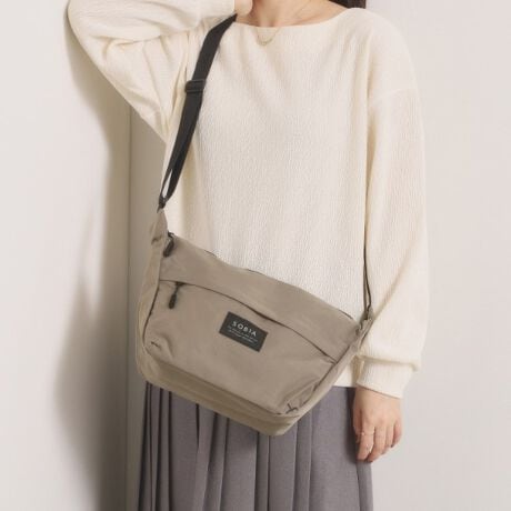 [^ԁFP9374088]yfUCz؃ACeiCV_[BX}[gȃVGbgŃjZbNXŎgx[VbNfUCłBڂ̓RpNgł}`肠̂őeʁIKobƑ傫JԌ͉ו̏oꂪ₷gy@\zJ≘ɋH{Ă̂ŃAEghAɂIXXłB500mlybg{g[\Btg|Pbgɂ̓L[Z[uƂĂgiXJtbNtB|Pbg~5Shł͂܂BDt@Xi[琅Z邱Ƃ܂̂łӂBʂ͉ivIȂ̂ł͂ȂAXɒቺ܂̂ŁAŝ̝Xv[̂p߂܂BƖ̊֌WɂAۂFČꍇ܂B܂Ap\REX}[gtHȂǂ̊ɂA኱iƉ摜̃J[قȂꍇ܂B----------------------------------------Cɓo^߁CɂȂ鏤i̓n[g}[NNbNIEēׂZ[̒ʒmm点ECɓꗗ炢ł`FbNuĥCɓo^IEVi₨ȏm点----------------------------------------d:205g