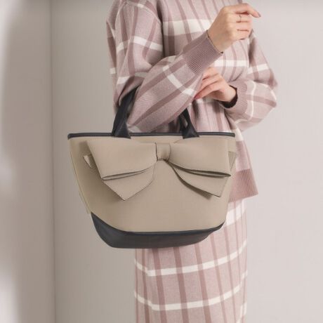 [^ԁFP9374090]yfUCzrbO{ڂ䂭L[gȃ~jg[gBubN̂݃_Č^H{2FWJłBNbV̂lIv[fނgpĂ̂łӂƌyʁBJWAR[fɃTbƍ킹₷AlXȃX^COɃANZgƂăvXL[ACeły@\z畔̒ؑւŉꂪCɂȂɂAӂ₷̂|CgIgSȓVt@Xi[dlB|Pbg~1Ɩ̊֌WɂAۂFČꍇ܂B܂Ap\REX}[gtHȂǂ̊ɂA኱iƉ摜̃J[قȂꍇ܂B----------------------------------------Cɓo^߁CɂȂ鏤i̓n[g}[NNbNIEēׂZ[̒ʒmm点ECɓꗗ炢ł`FbNuĥCɓo^IEVi₨ȏm点----------------------------------------d:305g